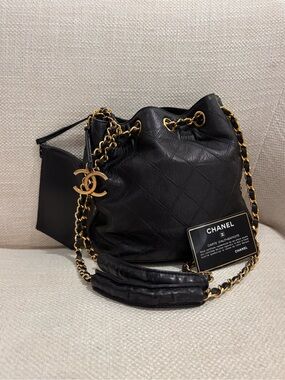 Authentic CHANEL Vintage 1988 wild stitch CC charm mini bucket with pouch